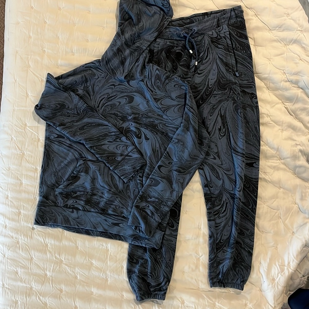Athleta girl size 12 matching sweat set